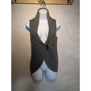 Maurices sweater vest cardigan size small